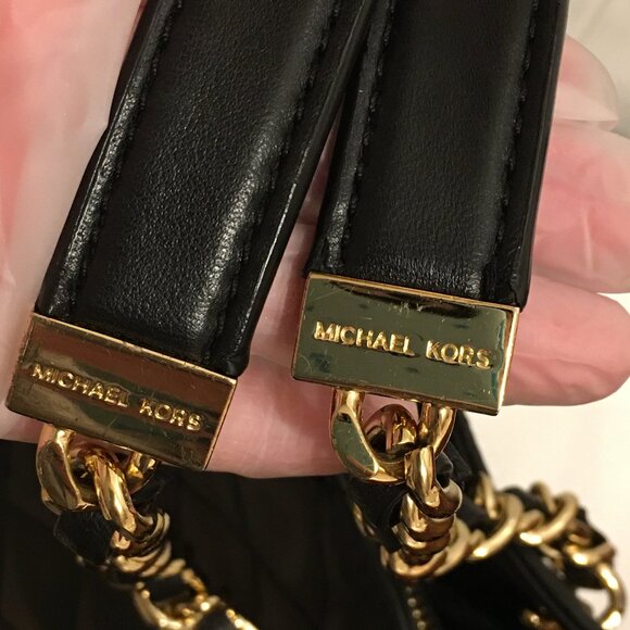 Michael Kors Susannah Large Quilted Black Tote Bag - Picture 7 of 16